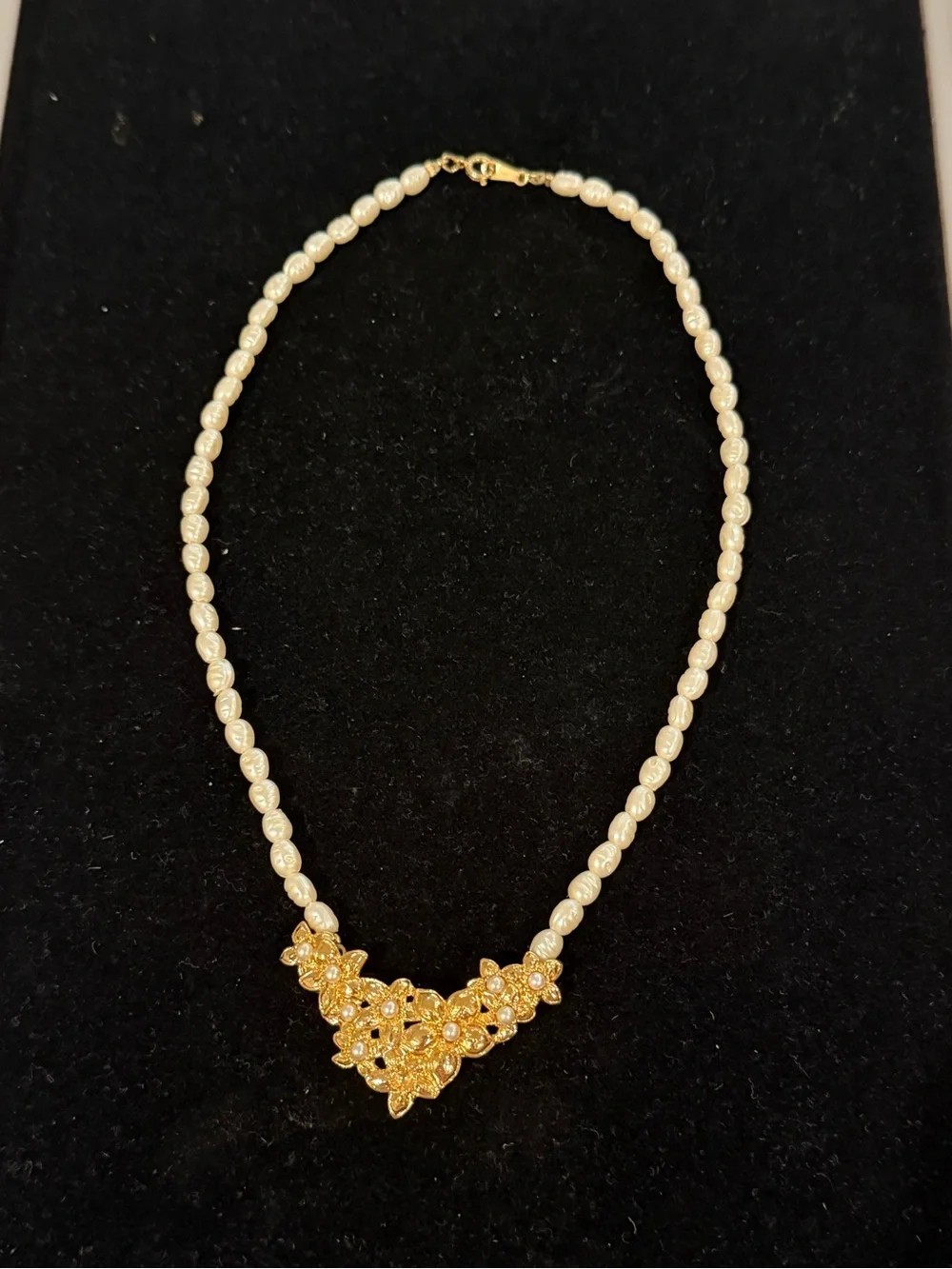 Vintage Avon Gold and White Pearl Bib Necklace